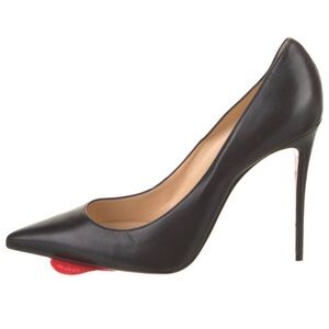 Christian Louboutin Kate black leather classic pumps in size 42